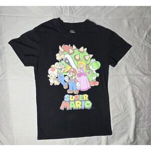 Super Mario Nintendo T-Shirt Small Black Characters Group Bowser Yoshi Peach